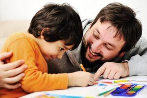Tehnici de parenting pentru copii sănătoși și părinți bucuroși
