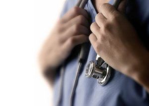 Un spital din Mureș angajează 5 infirmieri