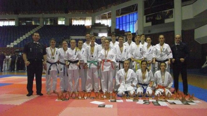 20 de sportivi, 20 medalii pentru karateka Tiger Budo