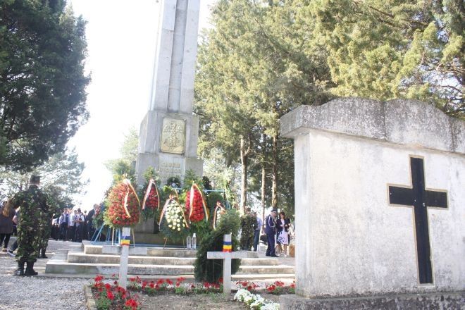 Monumentul Eroilor de la Oarba de Mureş, în domeniul judeţului