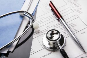 Peste 300 de medici au semnat actele adiţionale