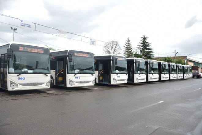 Pe când un terminal de autobuze în Tudor și un altul la Promenada?