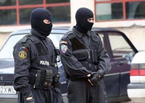 IPJ Mureș: Patru persoane reținute în urma celor 12 percheziţii în dosarul de evaziune fiscală şi spălare de bani