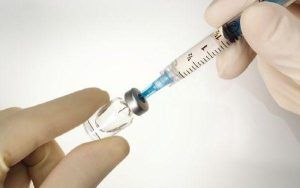 A fost semnat noul contract de furnizare a vaccinului hexavalent