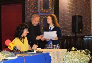 Profesorii de Limba și Literatura Română și elevii olimpici, premiați