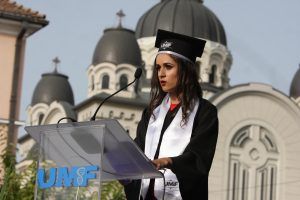 Aproape 900 de studenți UMF Târgu-Mureș au rostit jurământul lui Hipocrate