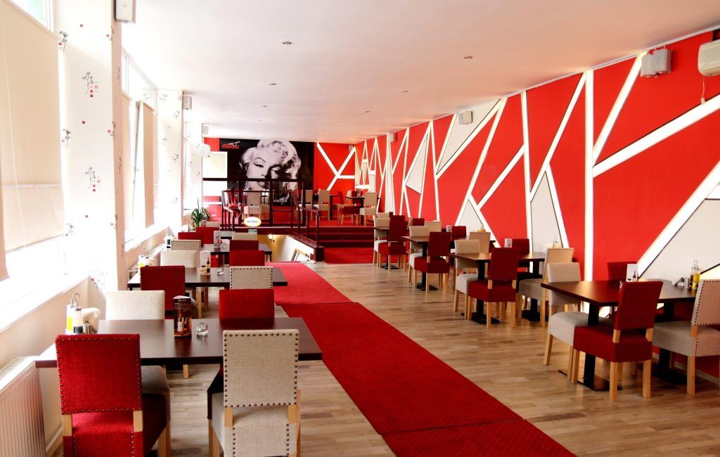 Steakhouse – un nou restaurant în centrul Târgu Mureșului!