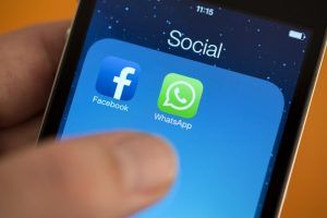 UE vrea să propună un cadru legal pentru companiile care dețin Facebook Messenger, WhatsApp și Skype