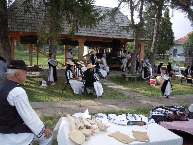 Turism etnografic, la Reghin, Hodoşa şi Păsăreni