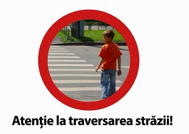 VIDEO: De luni, copiii vor începe şcoala. Învăţaţi-i să traverseze corect strada!