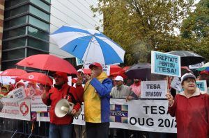 Sindicaliștii Sanitas protestează din nou în fața Ministerului Sănătății