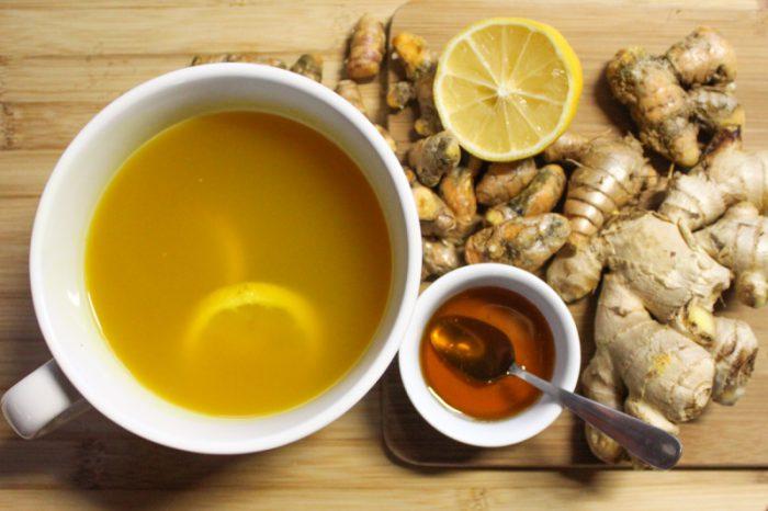 Ceaiul de ghimbir, efecte excelente în combaterea indigestiei, a migrenelor şi a răcelilor de sezon