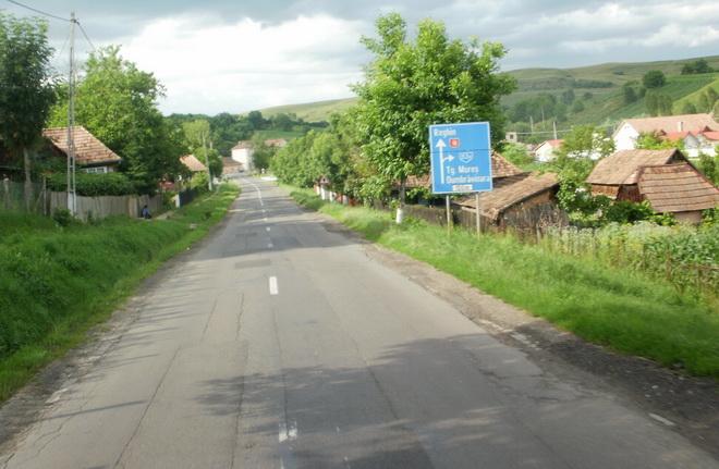Modernizare de drumuri în Fărăgău