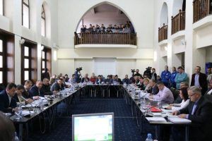 Consiliul Local a amânat să se constituie parte civilă în dosarul 2 al primarului Florea