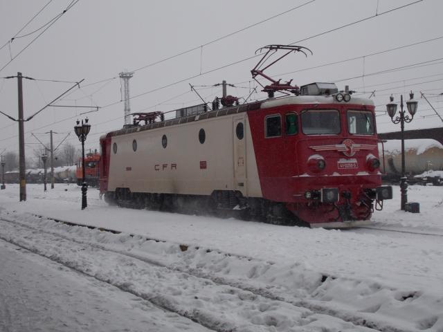 Femeie lovită mortal de un tren marfar