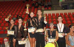 Două titluri, cinci medalii pentru dansatorii Dance Art