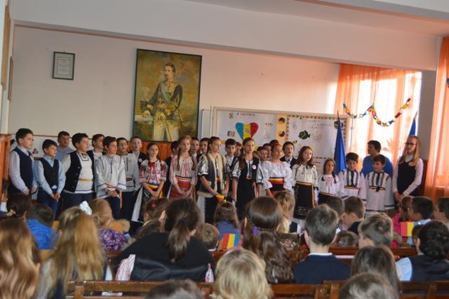 Elevii de la ”Cuza”, mândri că sunt români