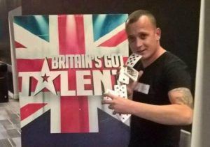 VIDEO: Un magician mureşean, pe scenă la „Britain’s Got Talent”. Yanni: „Mă pregătesc cu ceva ce nu s-a mai văzut la televizor!”