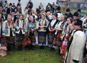 Festivalul de datini şi obiceiuri de iarnă “Vin colindătorii” la Reghin