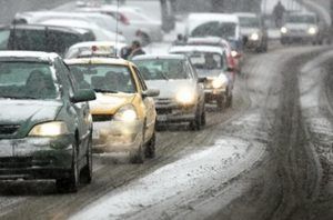 Recomandări pentru siguranţa rutieră în sezonul rece