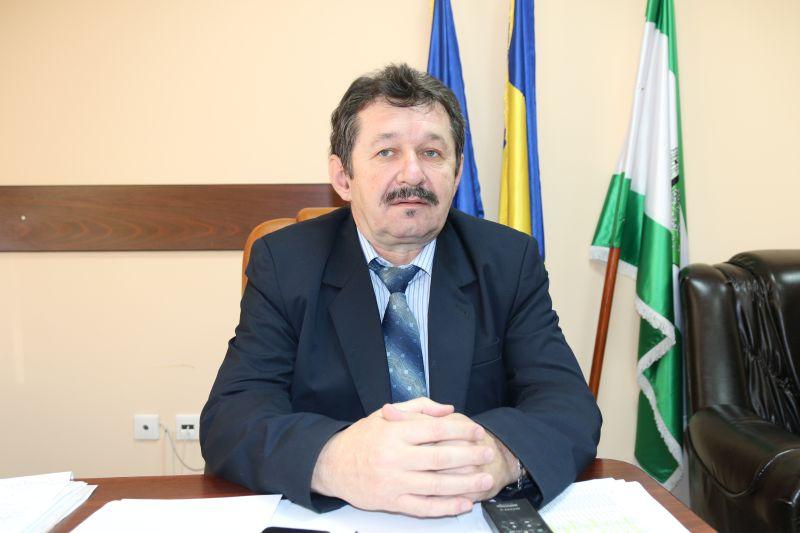 „Nu sunt probleme” – Osvath Csaba, primarul comunei Acățari