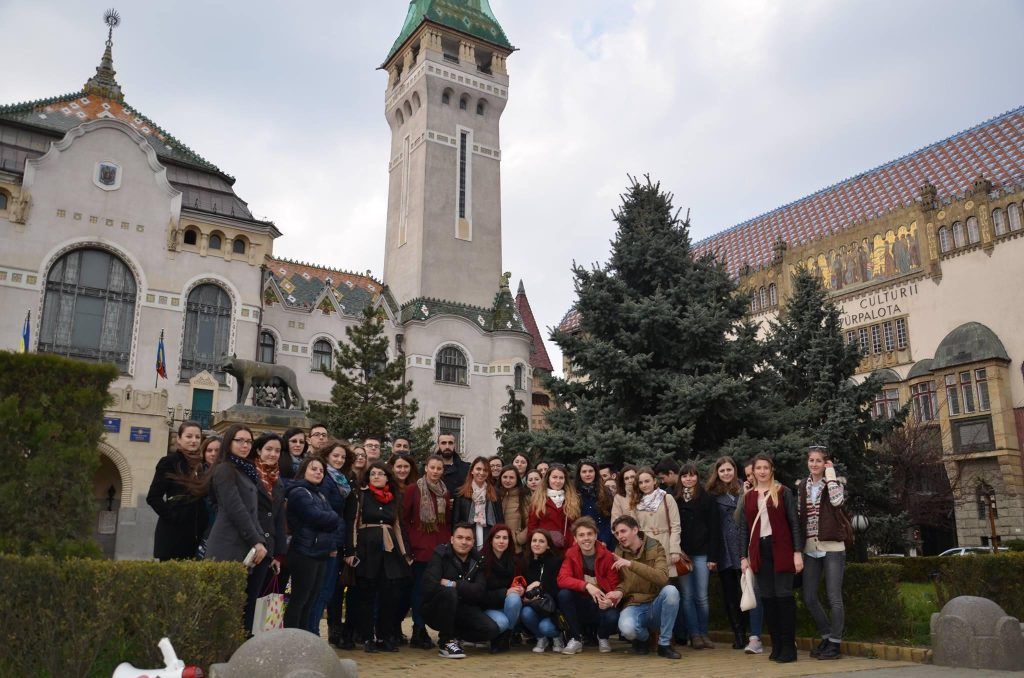 Studenți din marile centre universitare, la cursuri la UMF Târgu-Mureș