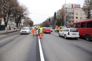 Marcaje pentru siguranţa circulaţiei, la Târgu-Mureş