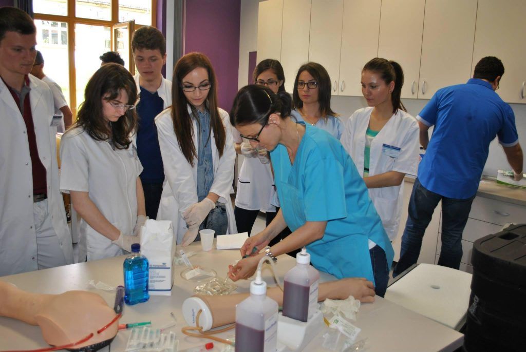 Un nou workshop organizat de către tinerii chirurgi