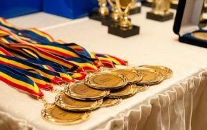 EXCLUSIV. Record de medalii la Olimpiada Naţională de Informatică pentru o profesoară din Târgu-Mureş!