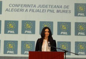 VIDEO. Alegeri la PNL Mureş. Discursul de candidat al Nadiei Raţă