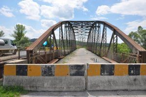 FOTO: Pod nou la Vânători, între judeţele Mureş şi Harghita