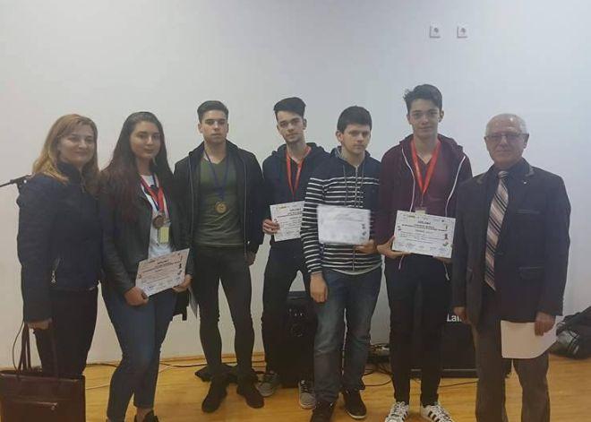 FOTO: Matematicienii de la Colegiul „Transilvania” din Târgu-Mureş, cinci premii la Concursul Regional „Ecomat”!