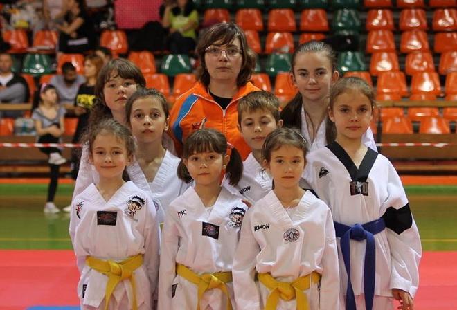 Rezultate excelente pentru sportivii de la Jaguar Academy Mureş Taekwondo