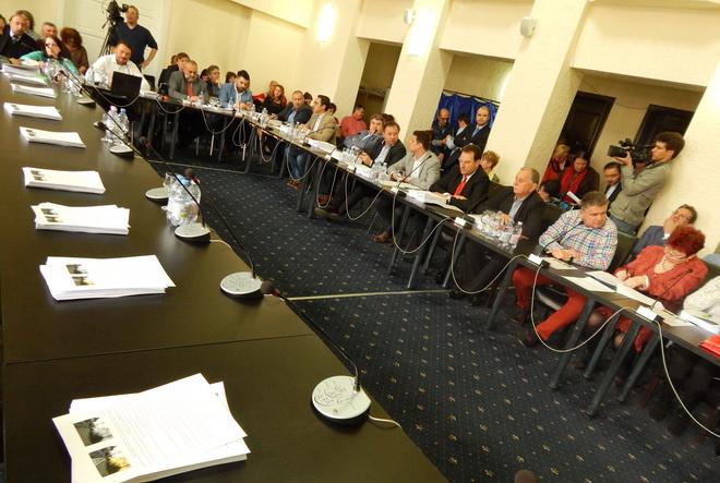 Consilierii locali din Târgu-Mureş, convocaţi la şedinţă