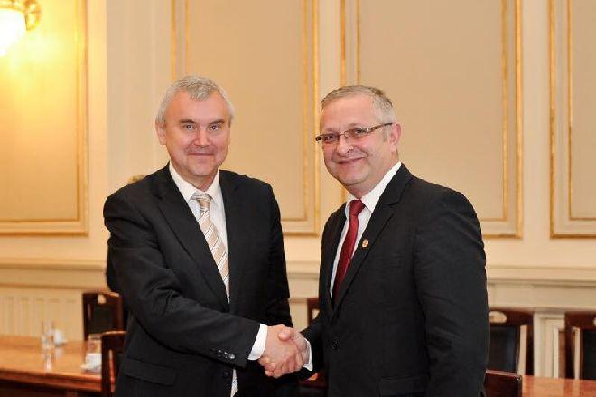 Senatorul Cristian Chirteş, întrevedere cu ambasadorul Republicii Belarus în România