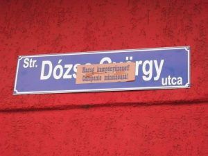 UDMR, acuzaţii la adresa Prefecturii pentru retragerea plăcuţelor bilingve din Târgu-Mureş. Răspunsul prefectului Lucian Goga