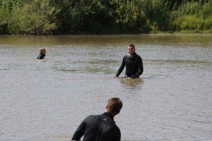 Scafandrii târgumureșeni caută un posibil înecat în zona străzii Barajului