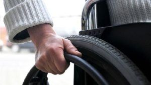 Măsuri pentru prevenirea instituționalizării și dezinstituționalizarea adulților cu handicap