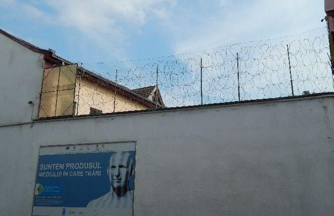 Crimă la Penitenciarul Târgu-Mureş!