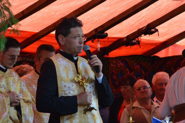 Părintele Fărcaș Zaharie, apel la unitate de Ziua Crucii