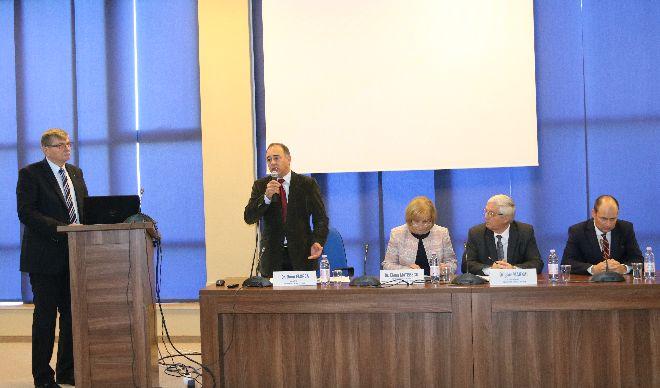 Conferinţă internaţională despre dezvoltare durabilă, la Târgu-Mureş. Schimbările climatice, aproape de trecerea „pragului critic”
