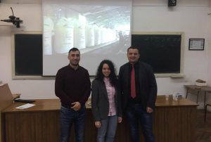 Ziua Porţilor Deschise la Facultatea de Chimie de la Cluj Napoca. Absolvenţii de Chimie, integraţi cu succes la Azomureş