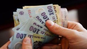 Salariul mediu stagnează în Mureş. Ce spun statisticile