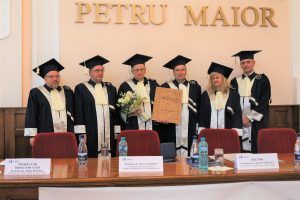 GALERIE FOTO: Mircea Martin a primit titlul de Doctor Honoris Causa al Universității „Petru Maior“