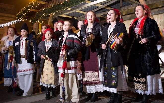 Colindele de Crăciun, parte a tradițiilor românilor