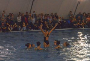 „Sirenele” au încântat publicul la Bazinul Olimpic