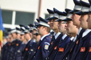 Aproape 800 de posturi scoase la concurs în Poliţia Română!