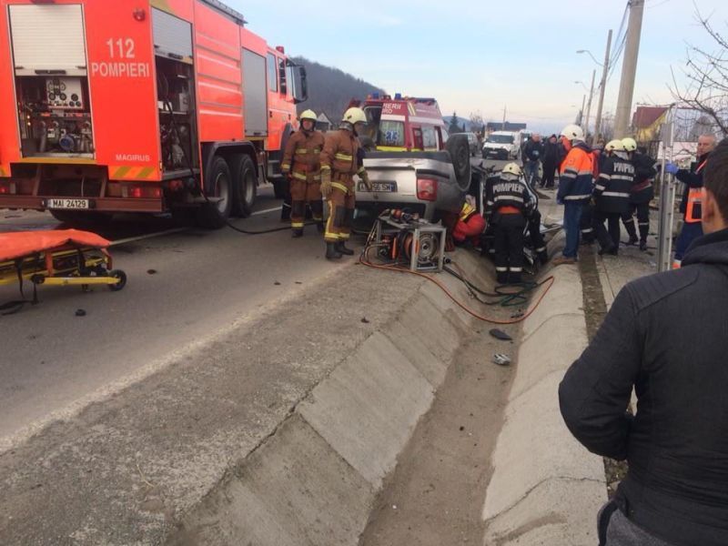 UPDATE. Victima grav rănită într-un accident din Reghin a decedat