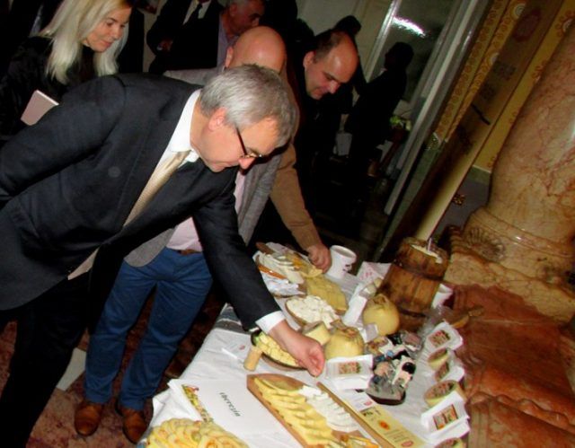 Calitatea lactatelor mureșene, apreciată de Ambasadorul Republicii Belarus
