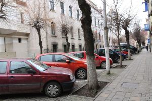 Rămân parcările la Primăria Târgu Mureș?